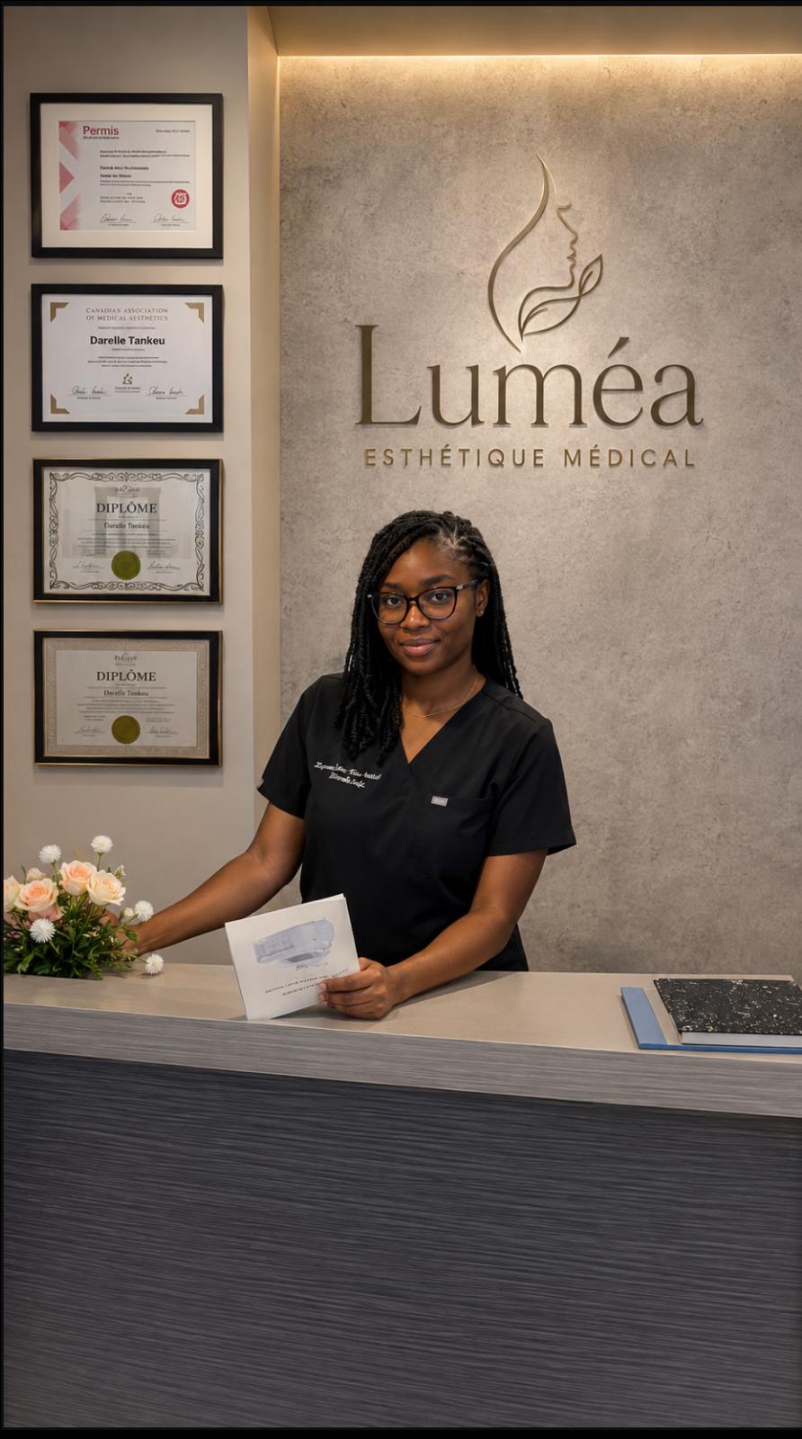 Darelle, infirmière esthéticienne diplômée, avec ses certifications — Luméa Esthétique Médical à Repentigny